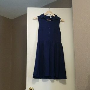 Blue button up dress, size 4.side zip-up, pockets